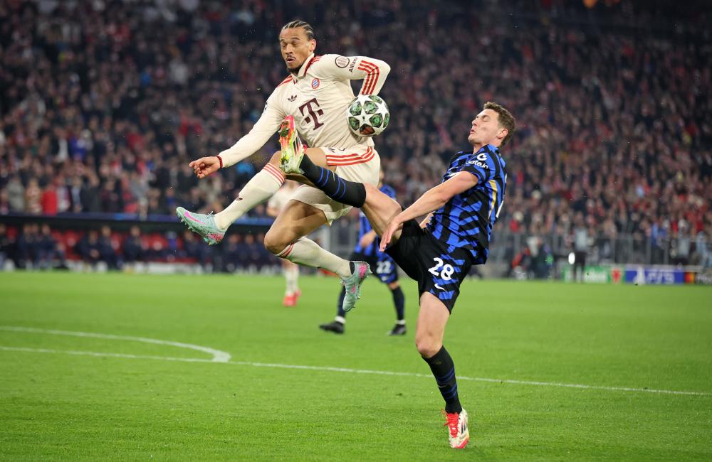 比曼联本赛 比曼联本赛